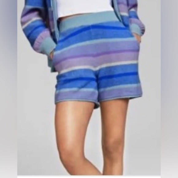 Charter Club 100% Cashmere Sherbet Blue Purple stripe Women's Shorts size medium - Picture 1 of 8